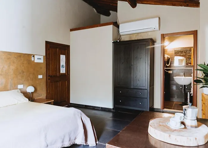 Un Angelo Mia Tavola Фермерский дом Сарцана