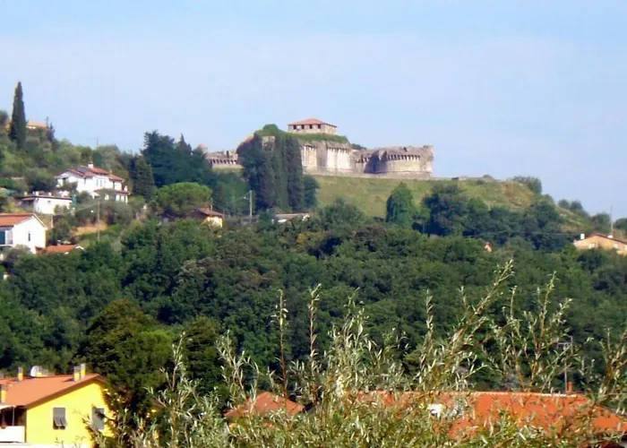 Un Angelo Mia Tavola Фермерский дом Сарцана